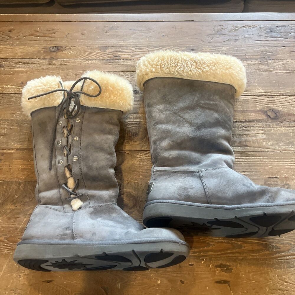 UGG Australia Tall Shearling Lace-Up Boots Gray Suede Women’s Size 8 (EU 39)